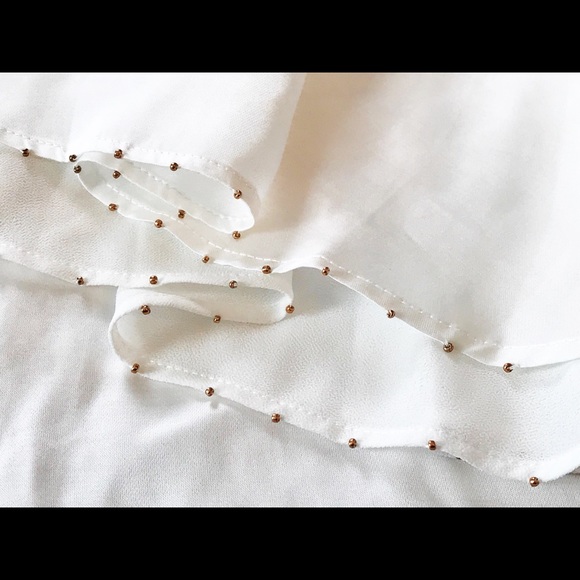 Willow & Clay One Shoulder Ruffle Top White Beads - Picture 4 of 6